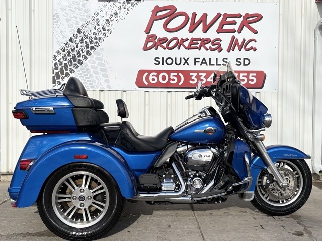 2024 Harley Davidson FLHTCUTG TRI GLIDE ULTRA CLASSIC® in Sioux Falls, SD
