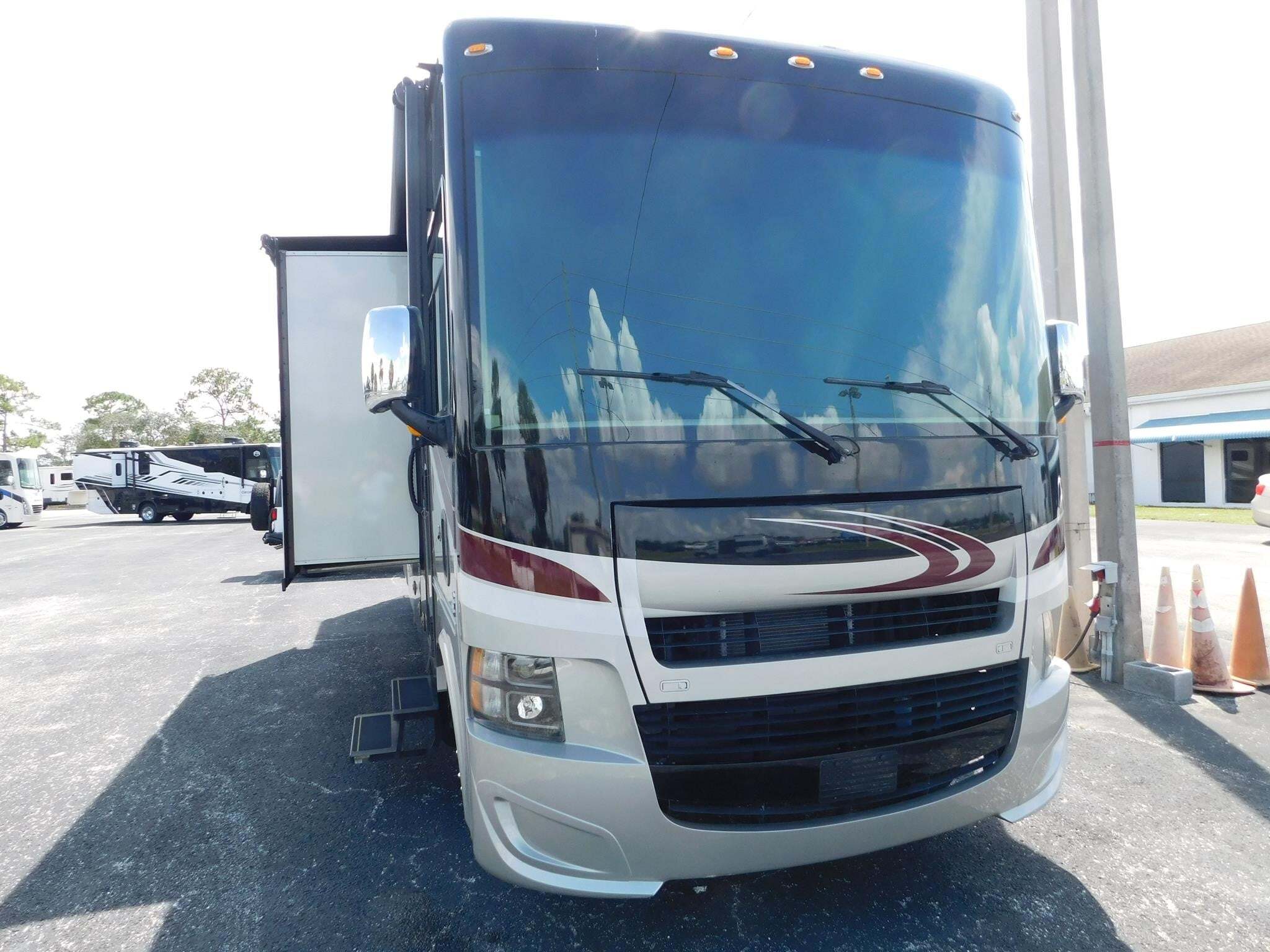 2016 Tiffin ALLEGRO OPEN ROAD 31MA in brooksville FL