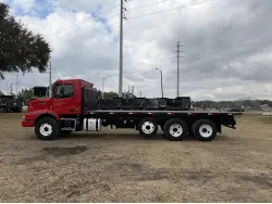 2014 VOLVO VHD84B200