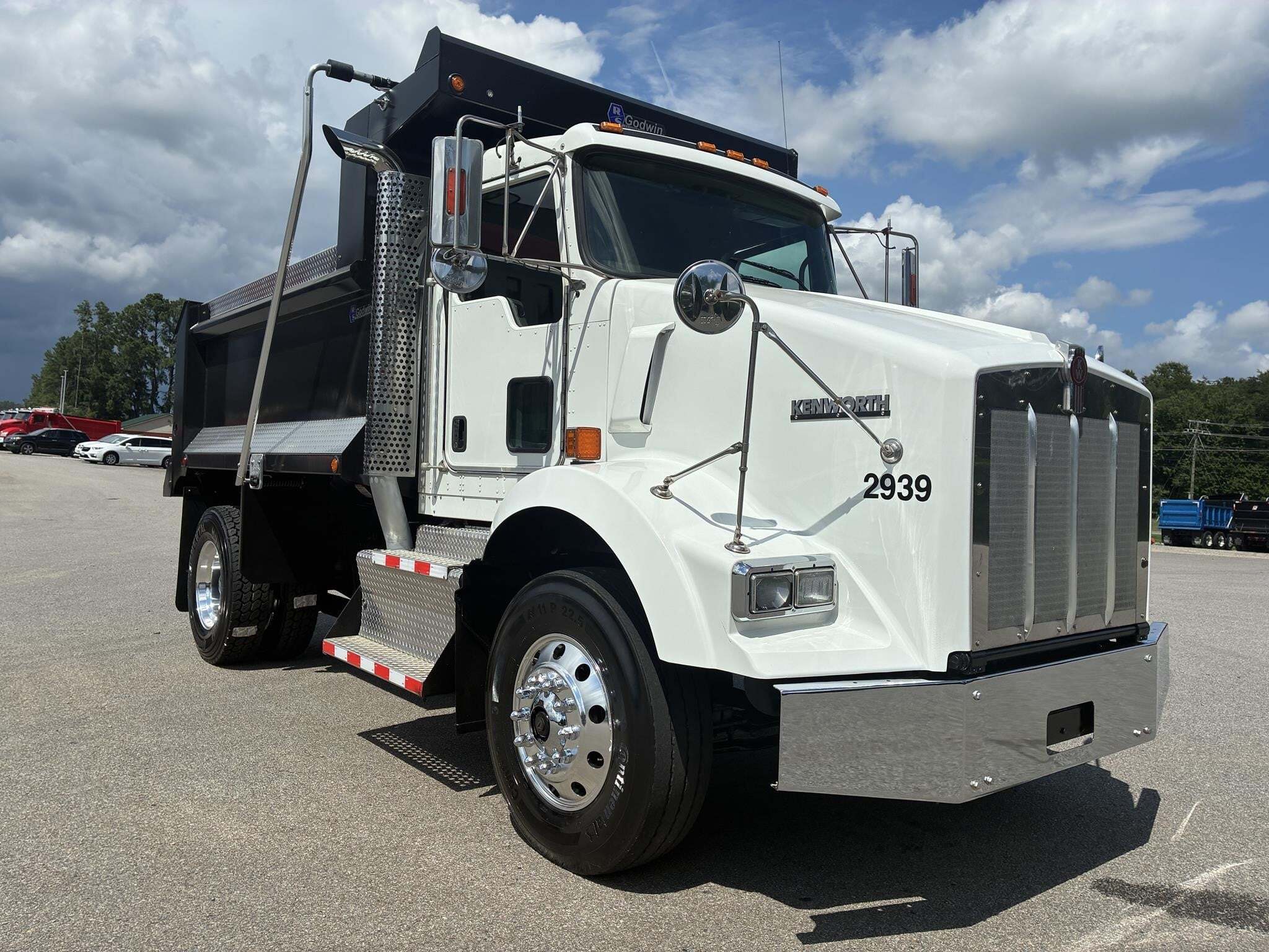 2016 KENWORTH T800 in Chatham, VA