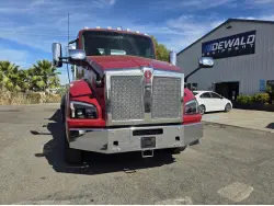 2022 KENWORTH T880