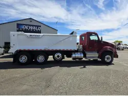 2022 KENWORTH T880