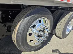 2022 KENWORTH T880