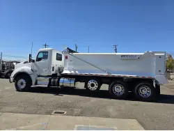 2022 KENWORTH T880