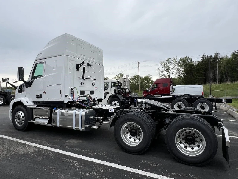 2027 MACK ANTHEM 64T