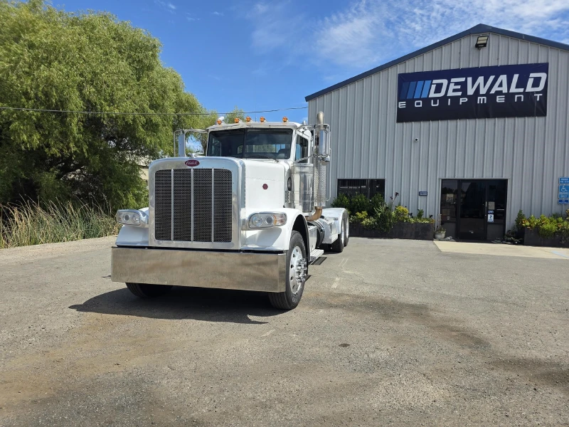 2013 PETERBILT 388