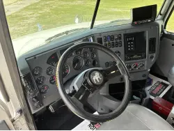 2014 MACK GRANITE GU713