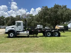 2012 MACK GRANITE GU813