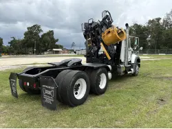 2017 MACK GRANITE GU713