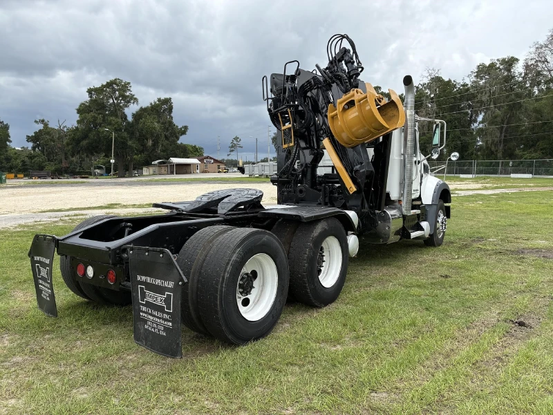 2017 MACK GRANITE GU713