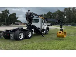 2017 MACK GRANITE GU713