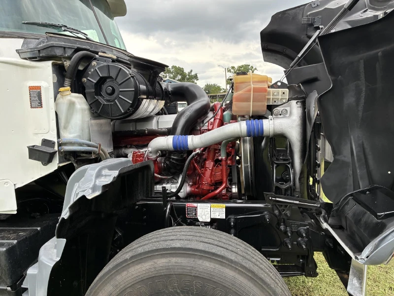 2017 MACK GRANITE GU713