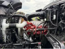 2017 MACK GU713
