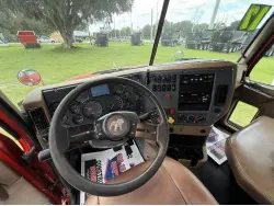 2017 MACK GU713