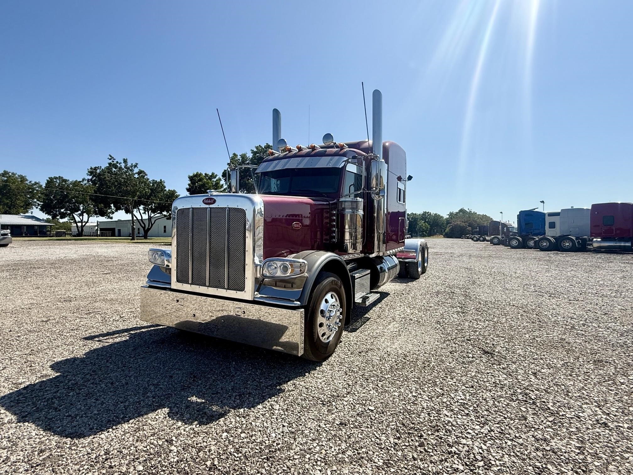2021 PETERBILT 389 in Eastland, TX