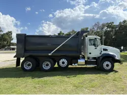 2015 MACK GRANITE GU813
