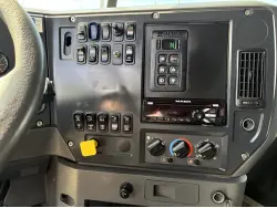 2015 MACK GRANITE GU813
