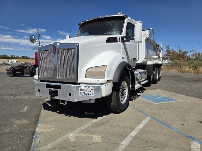2018 KENWORTH T880