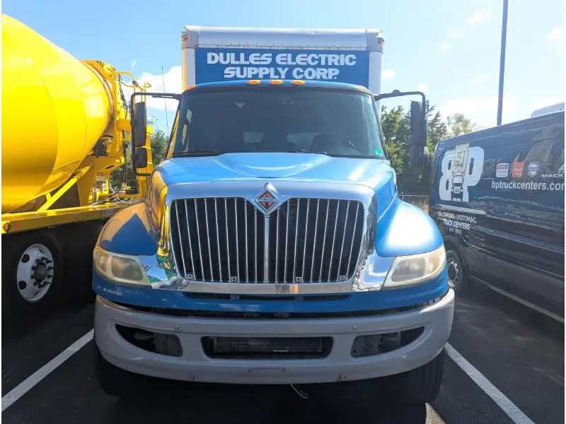 2013 INTERNATIONAL DURASTAR 4300