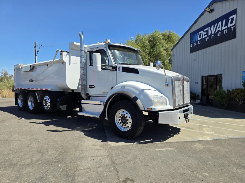 2018 KENWORTH T880