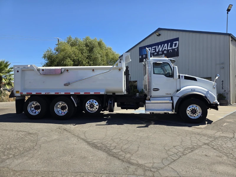 2018 KENWORTH T880