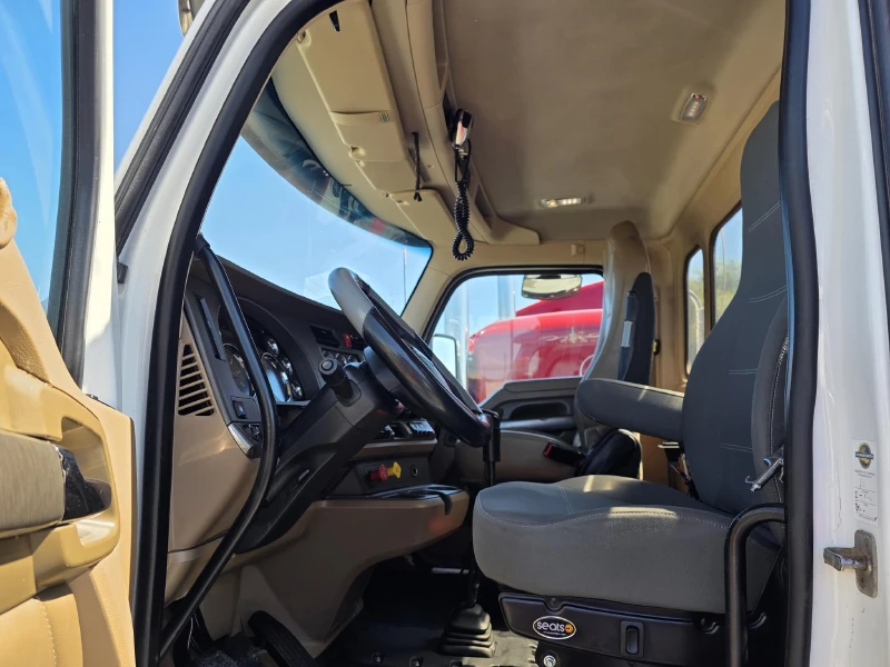 2018 KENWORTH T880