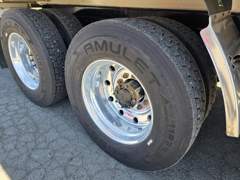 2018 KENWORTH T880