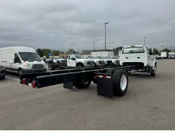 2027 FORD F650