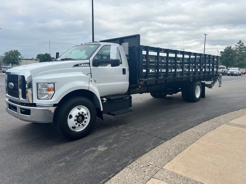 2027 FORD F650