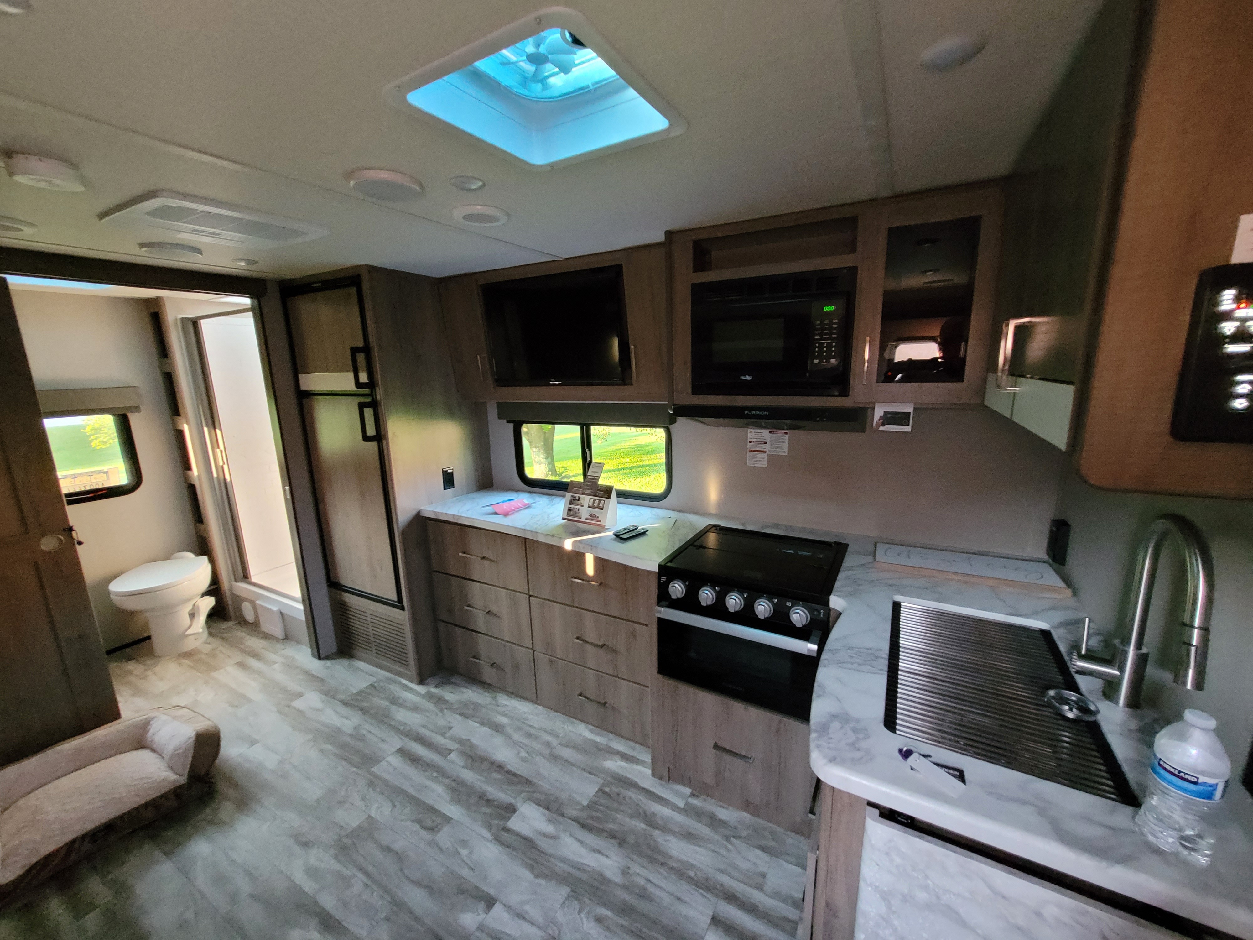 2022 Grand Design IMAGINE XLS 22RBE in prestonsburg KY
