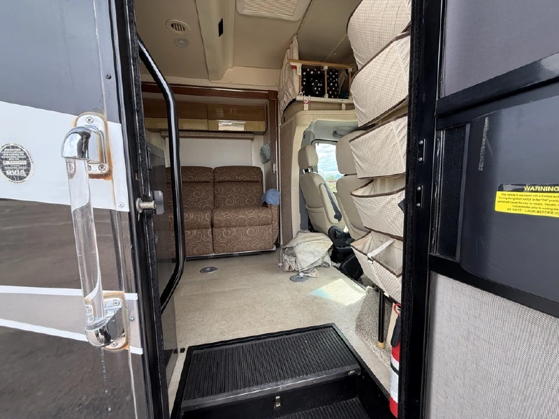 2015 ITASCA NAVION 24V