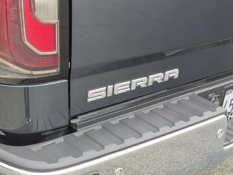 2017 GMC SIERRA