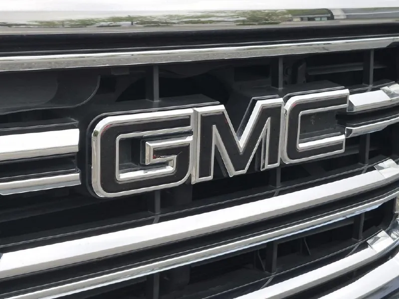 2017 GMC SIERRA