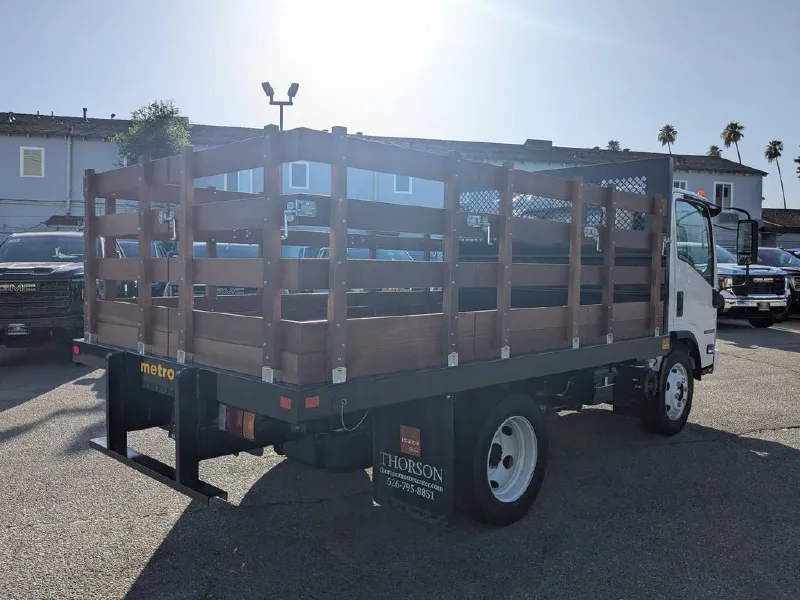 2027 ISUZU NPR HD