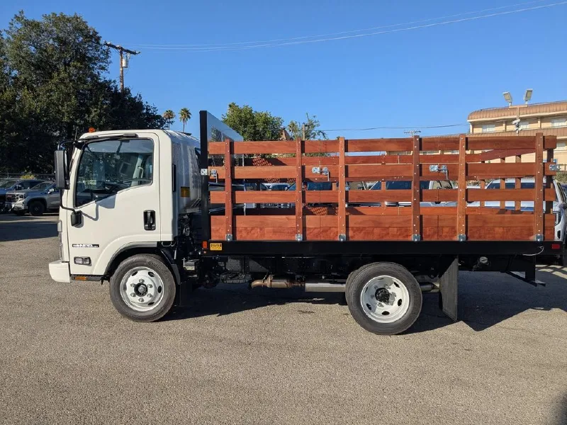 2027 ISUZU NPR HD