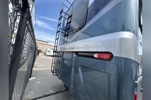 2027 Newmar BAY STAR 3811 in greenfield IN