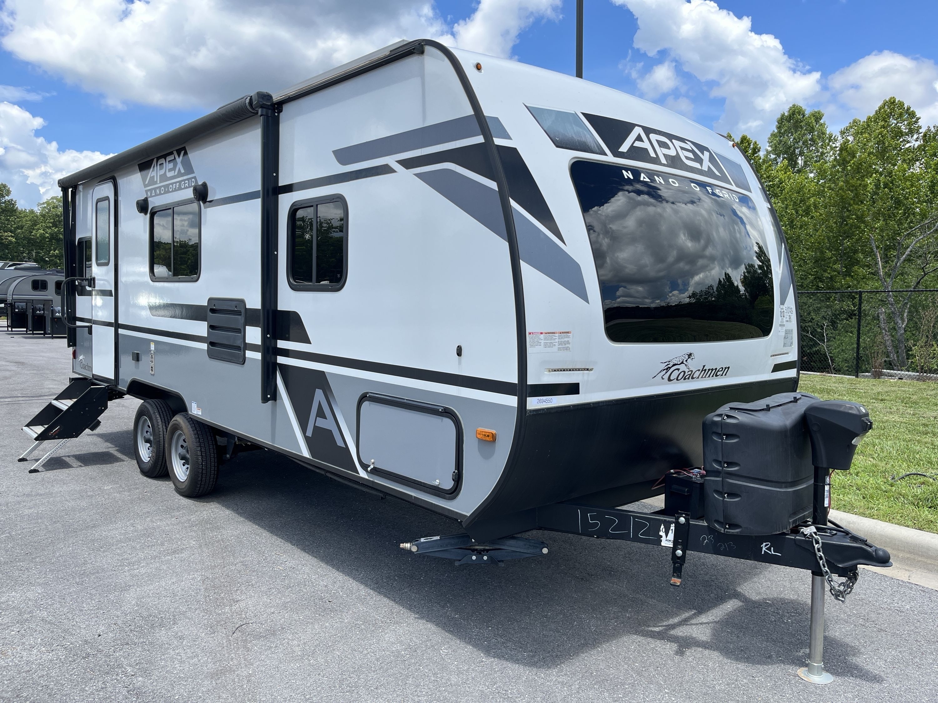 2023 Coachmen APEX NANO 213RDS in branson MO