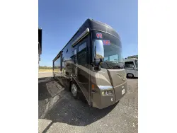 2008 WINNEBAGO TOUR 40TD