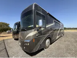 2008 WINNEBAGO TOUR 40TD