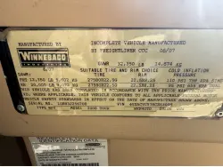 2008 WINNEBAGO TOUR 40TD