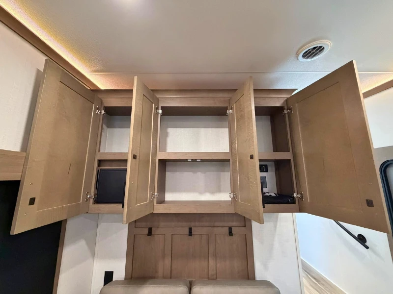 2027 KZ RV Durango D256RKT Half-Ton