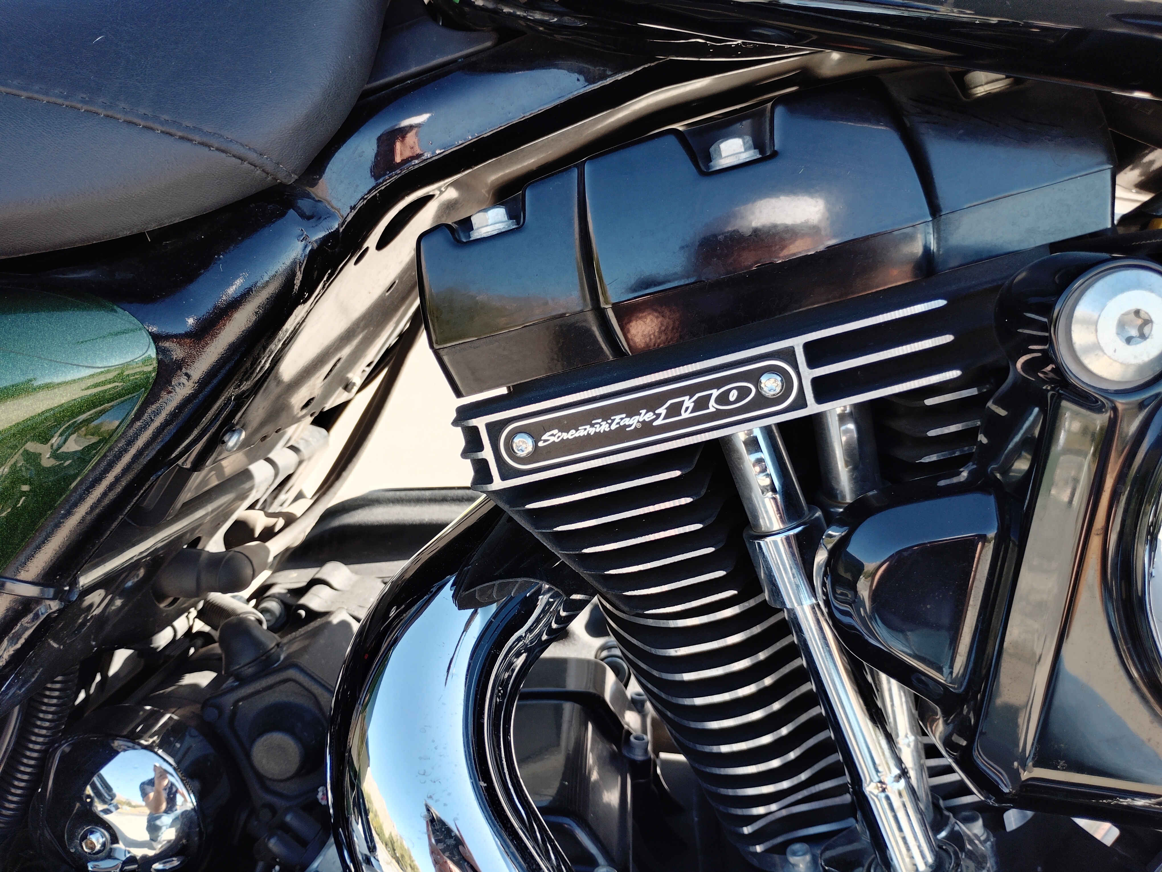 2014 Harley-Davidson ROAD KING CVO in willard UT
