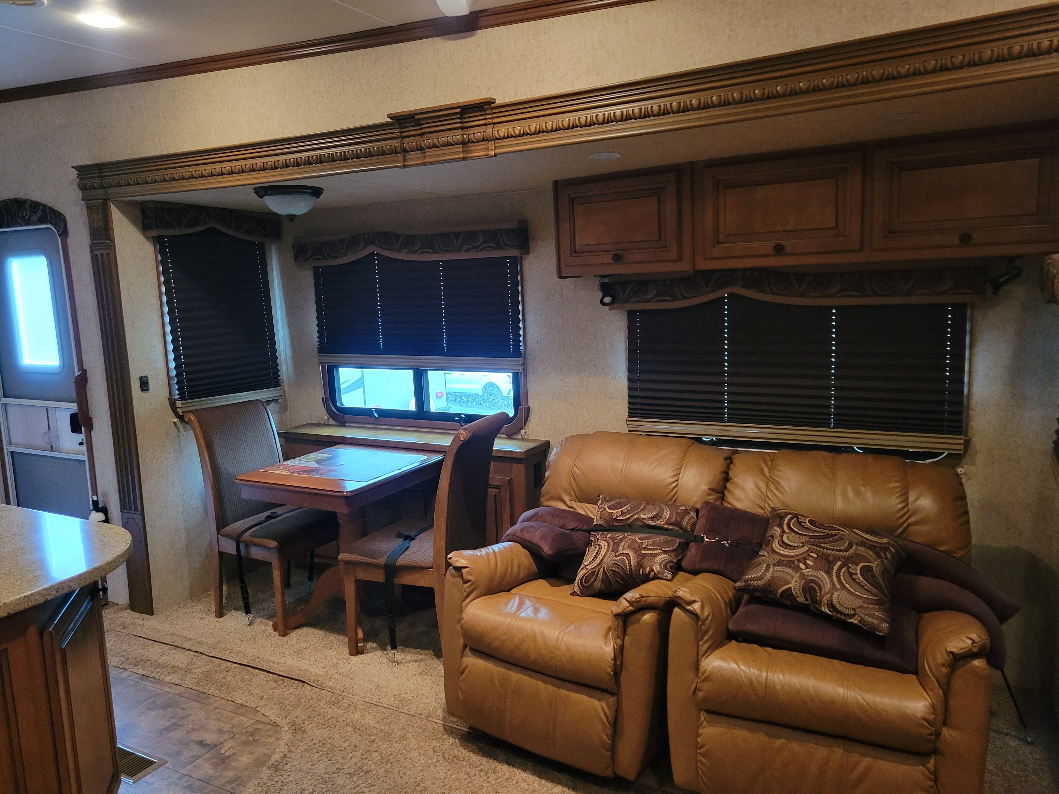 2012 Heartland LANDMARK SAN ANTONIO RV