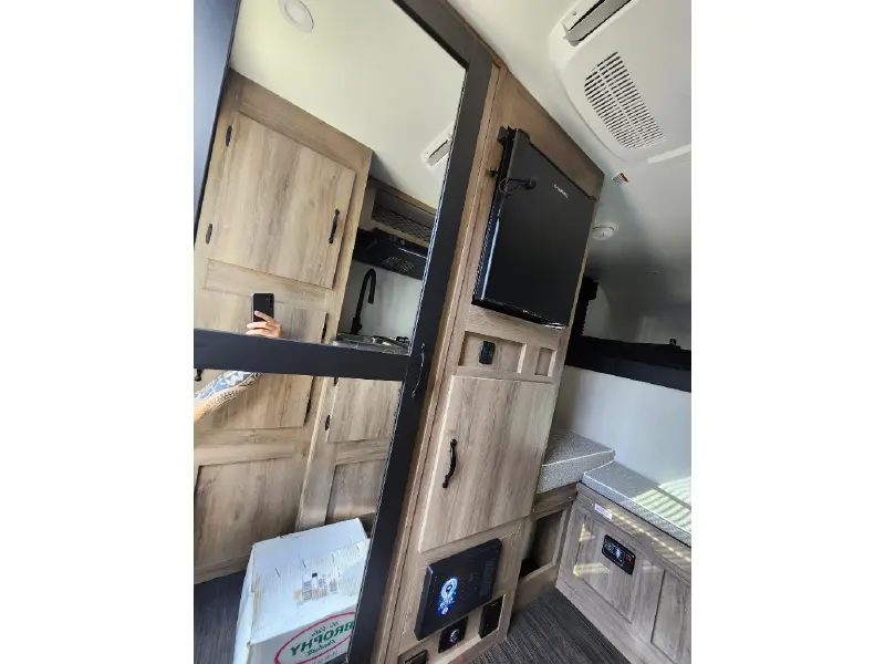 2026 TRAVEL LITE UP COUNTRY XS 575U