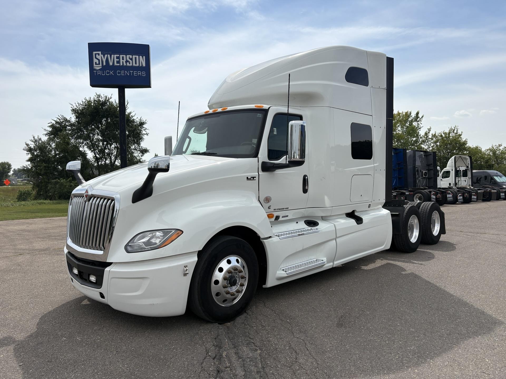 2023 INTERNATIONAL LT625 in Rochester, MN