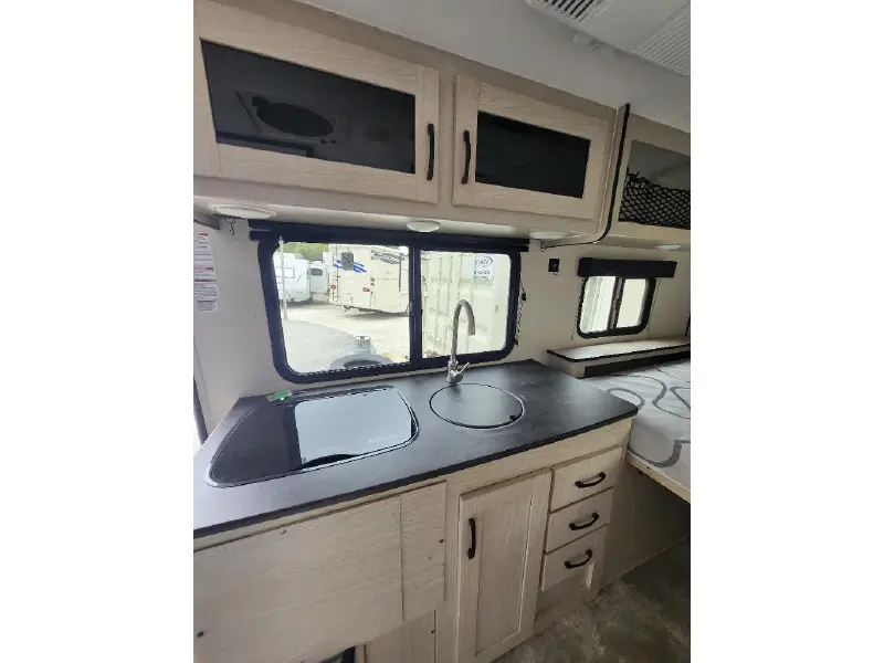 2023 COACHMEN apex 16r
