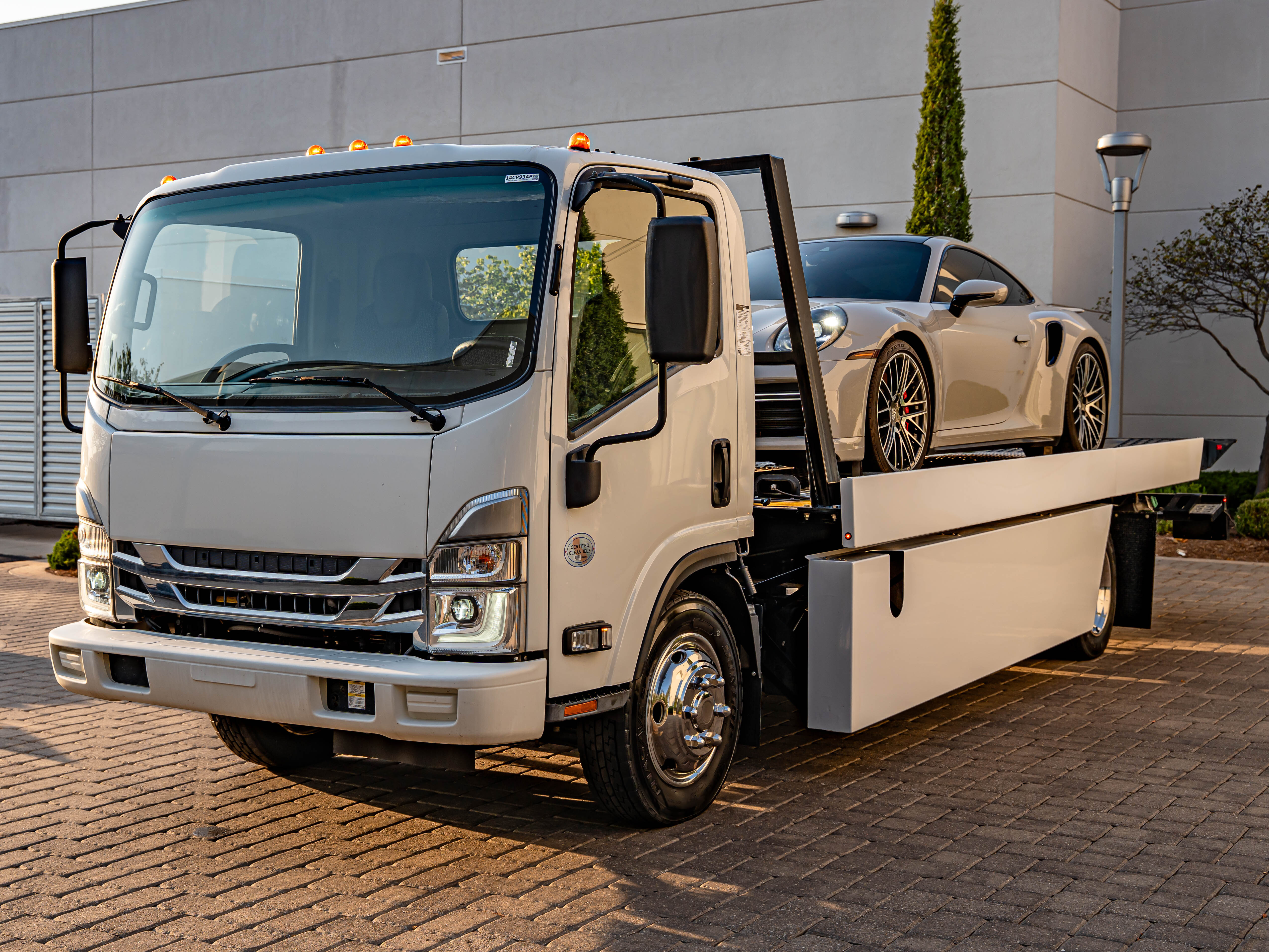 2022 ISUZU NRR in Wichita, KS