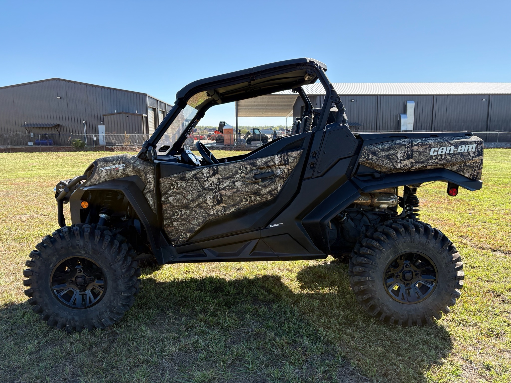 2023 Can-Am Commander X MR Recreation / Sport ATV