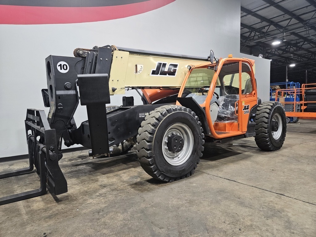 2018 JLG 1055 in Indianapolis, IN