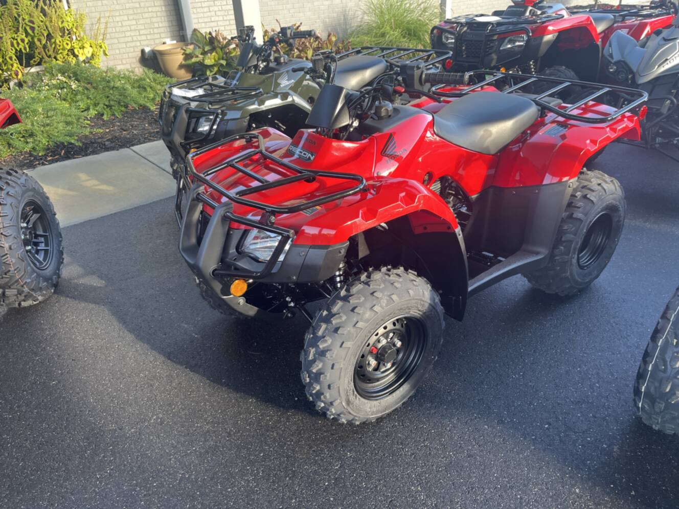 A photo of this 2026 Honda FourTrax Recon ES